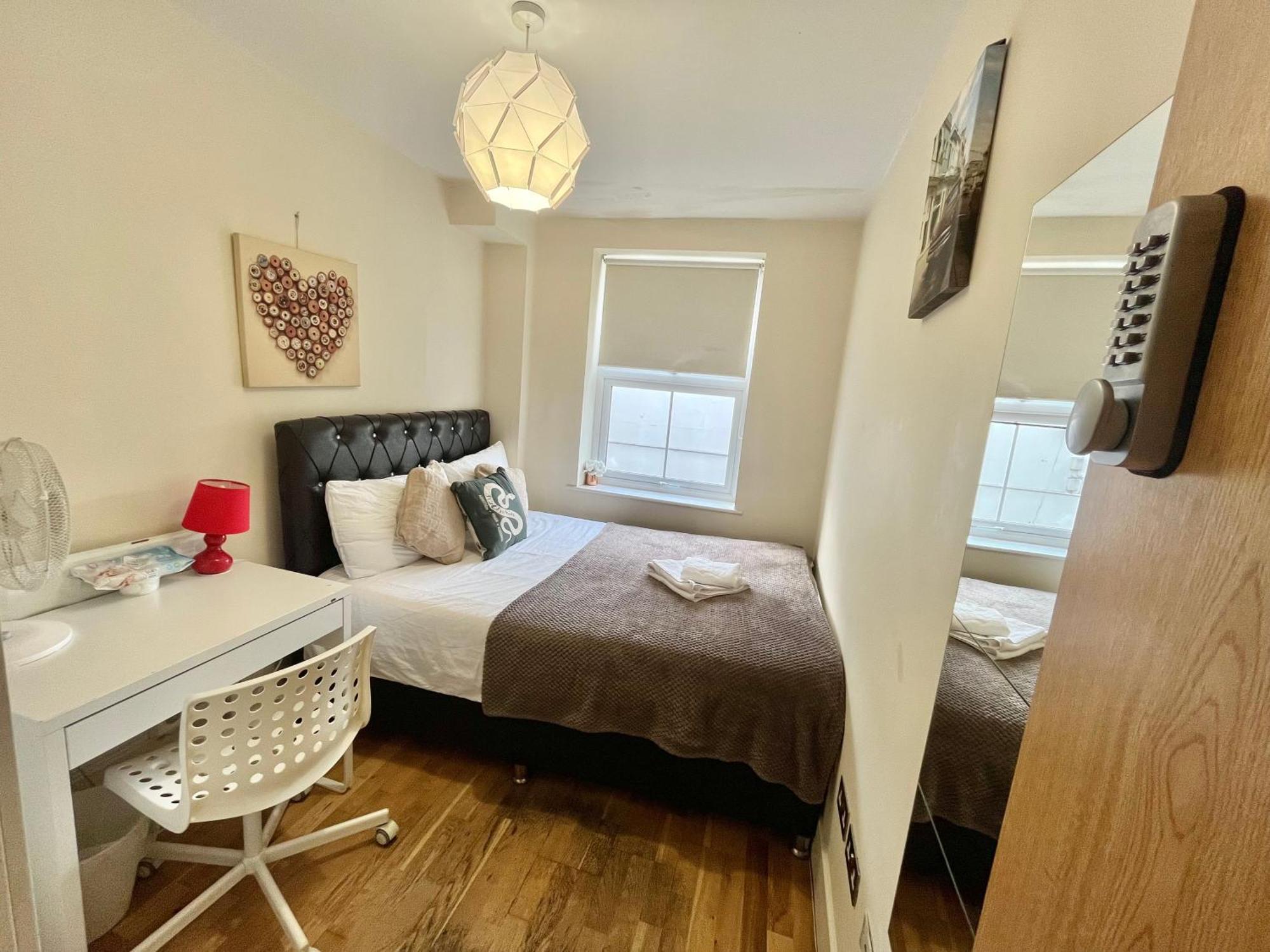 Euston Private Bedrooms 161 Flat3 Quarto em Acomodações Particulares Londres